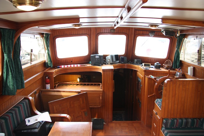 Island Trader 40